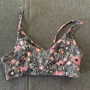 Patterned cute sports bra crop top size small